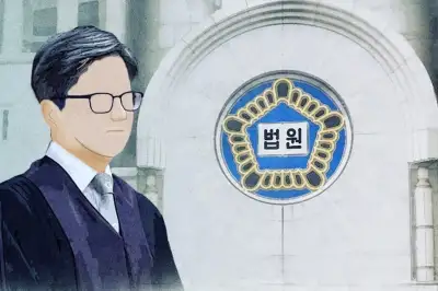 thumbnail - ‘명태균 무죄’ 부장판사, ‘해외 접대 골프’로 벌금형