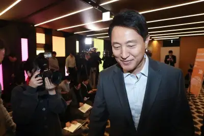 thumbnail - 오세훈 “오늘 후보 등록 못 해”…‘혁신선대위’ 출범 요구