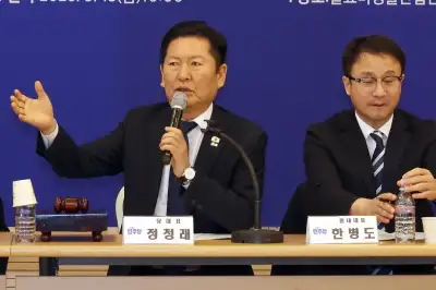 thumbnail - 정청래 “검찰개혁, 국민 눈높이 맞게 물밑 조율 중”