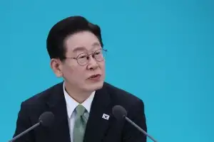 thumbnail - 李대통령 “충남·대전 통합, 충북까지 포함할지 고민해야”