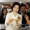 thumbnail - 김혜경 여사, 전통공예품 특별전 ‘한국본색’ 관람