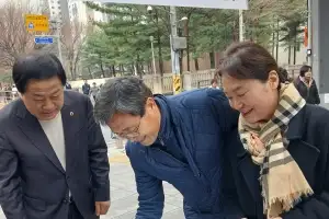 thumbnail - 김용호 서울시의원, ‘용산국제업무지구 1만호 주택건립 반대 서명운동’ 현장 참여