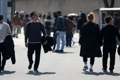 thumbnail - 얇아진 옷, 반가운 봄