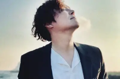 thumbnail - “이병헌 덕분에 가수 데뷔” 생활고 시달리며 가스 배달하던 연예인