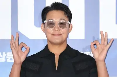 thumbnail - “사람 해칠까 걱정됐다” 제발로 정신과 찾아간 배우 근황