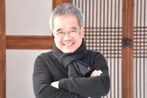 thumbnail - 세상을 바라보며 사랑에 빠지는 것… 시인의 전부인 걸