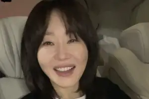 thumbnail - 엄지원 “단종 시신 수습한 엄흥도 31대손” 깜짝 고백