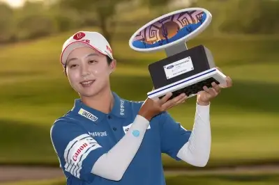 thumbnail - 최종 라운드에서도 신기의 샷 김효주, LPGA 2연승+2연패