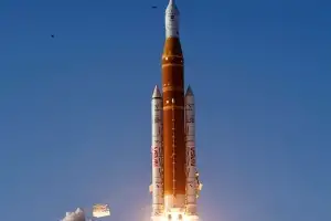 thumbnail - 美 ‘아르테미스 2호’ 발사…달 향한 110만km 대장정 시작