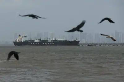 thumbnail - 호르무즈서 발빼는 美…이란 “1배럴당 1달러” 통행료 징수 나섰다