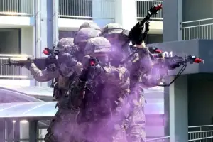 thumbnail - ‘개활지 전술기동’ 도시지역 작전훈련