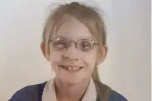 thumbnail - 20대女 눈에 30㎜ 낭종 ‘불룩’…“세 번 수술 기회, 엄마가 막아” 분통