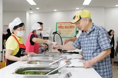 thumbnail - 마포 ‘효도밥상’ 어르신 만족도 91점