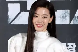 thumbnail - 전지현, 변함없는 미모