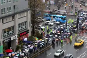 thumbnail - ‘아미 행진’