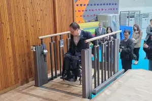 thumbnail - 박재용 경기도의원, 교육현장 무대 접근성 체험… 포용적 환경 조성 논의