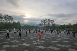 thumbnail - 공원에서 라인댄스… 강남 ‘야외 생활체육교실’ 운영