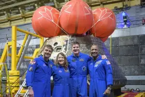 thumbnail - 달 연구 새 지평 연 인류… “지구에 산다는 건 특별한 일”