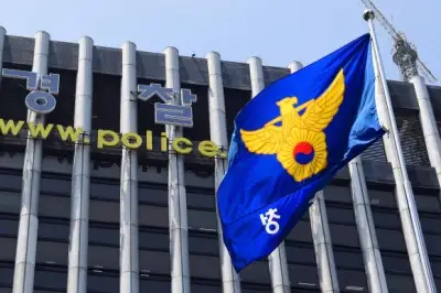 thumbnail - 군의원에 현금 건네고 노조비로 해외 여행…경찰 1997명 송치