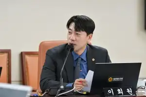 thumbnail - 이희원 서울시의원, 중대부중 ‘과학탐구 선도학교’ 지정 이끌어내