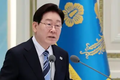 thumbnail - 李대통령 “공직자 행동에 따라 국가 운명 바뀌어”
