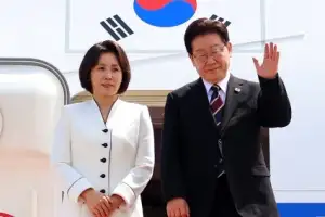 thumbnail - 李대통령, 인도·베트남 순방 출국