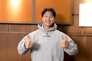 thumbnail - ‘신혼’ 김종국 “정말 힘들지만 먼 곳까지 갔다”…눈물 참아