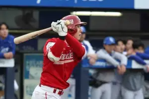 thumbnail - 44년 만에… SSG 박성한, 개막 19경기 연속 안타 ‘새 역사’