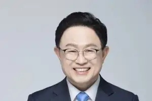 thumbnail - 최기찬 서울시의원, 데이터센터 입지 기준 마련 촉구 건의안 상임위 통과