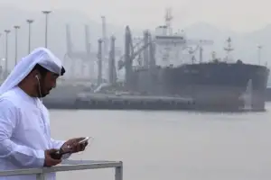 thumbnail - UAE 새달 1일 OPEC 탈퇴 “점진적으로 생산 늘릴 것”