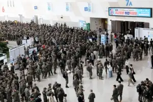 thumbnail - 국군장병 취업박람회 ‘인산인해’