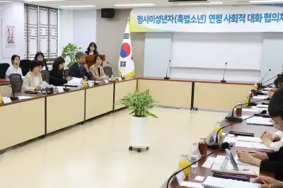 thumbnail - 엄벌보다 선도에 무게… 촉법소년 ‘만 14세’ 유지한다