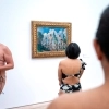 “‘목욕하는 사람들’ 보러 옷 벗고 오세요” 5만원 입장료도 면제… 바젤서 무슨 일?
