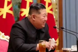 thumbnail - 김정은, 전군 사·여단 지휘관 회합 소집