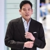 thumbnail - 경찰, ‘탱크데이 논란’ 정용진 피의자 입건…5·18 모욕 혐의