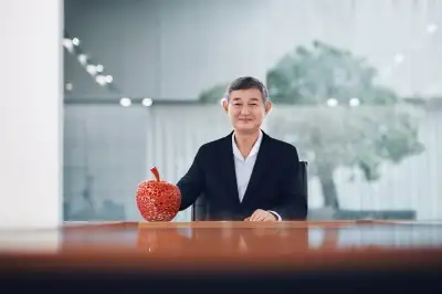 thumbnail - “3년마다 공장 짓겠다” 집념, ‘韓수출 28%’ K뷰티 왕국으로[창업주의 비밀노트]