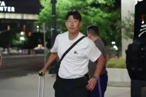 thumbnail - 홍명보호 캠프 합류한 ‘캡틴 손’… “원형 탈모? 걱정 마세요”