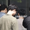 thumbnail - “20대 신혼부부, 16억 아파트 계약 척척… 알고보니 삼전·하닉 커플”