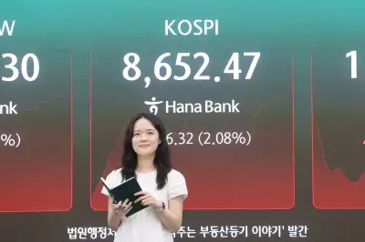 thumbnail - 삼성전자 시총 ‘2000조원’ 넘었다… 코스피 8800 돌파