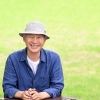 thumbnail - 공초문학상 이상국 시인 “동해와 설악 품에서 움튼 시… 위로로 피어나길”