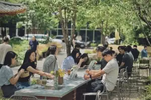 thumbnail - 종로 한복판으로 정원 소풍 갈까요