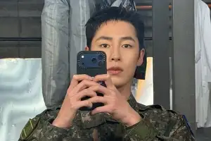 thumbnail - 이재욱, 입대했는데 ‘가수 데뷔’ 소식…드라마도 방영 중