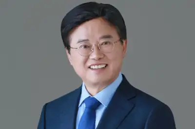 thumbnail - “당장 인가” “멈춰라”… 세운4구역, 구청장·당선인 ‘정면충돌’