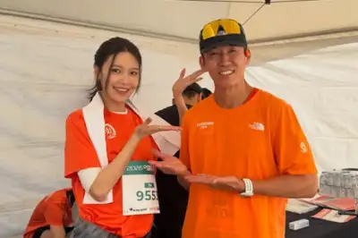 thumbnail - ‘환한 미소’ 혼자 아니었다…소녀시대 수영, 결별 후 첫 근황