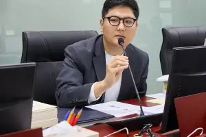 thumbnail - 오창준 경기도의원 “학교 기본운영비 1,118억 증액, 장기적 재정 부담 고려해 신중해야”