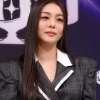 “에일리, 무대 도중 배에 손 올리더라” 임
