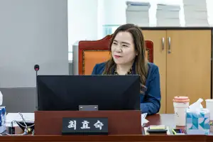 thumbnail - 최효숙 경기도의원 ‘영유아 발달 지원 조례 개정안’ 상임위 통과…보편적 복지로 전환
