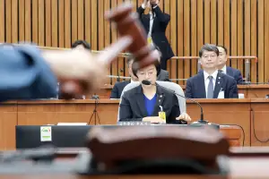thumbnail - 한성숙 청문회, 이틀째도 부동산 공방…野 “우회증여 의혹” 與 “부끄러운 수준”