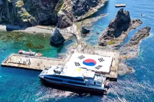 thumbnail - 독도에 펼쳐진 ‘초대형 태극기’