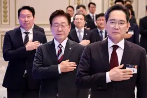 thumbnail - 李대통령, 3대 메가프로젝트 국민보고회